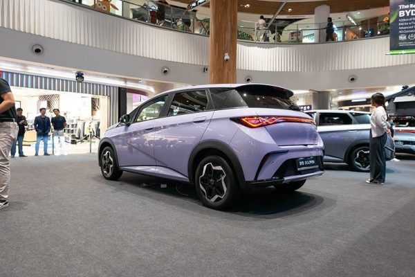 byd dolphin 2 3