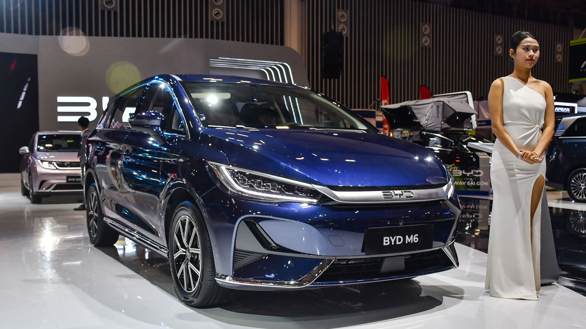 ngoai that byd m6 02