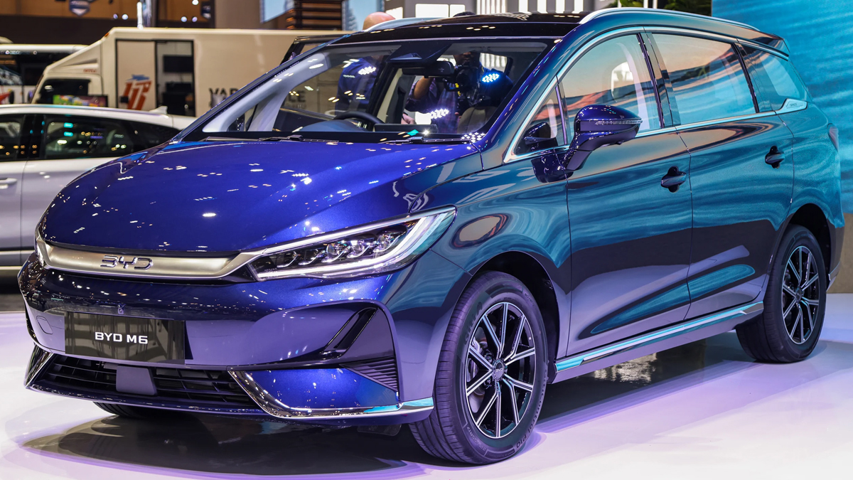 ngoai that byd m6 03