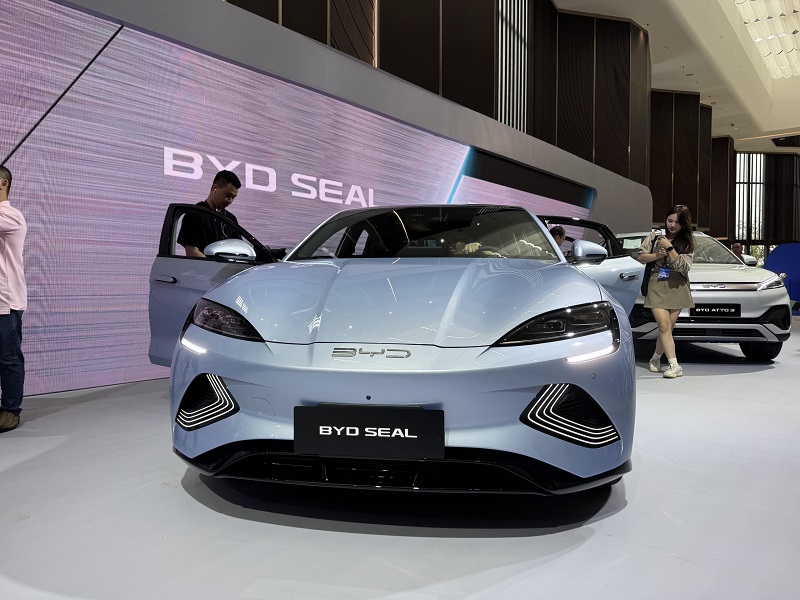 Cập nhật giá xe Byd và những lợi ích xe điện Byd mang lại 1 Cập nhật giá xe Byd và những lợi ích xe điện Byd mang lại