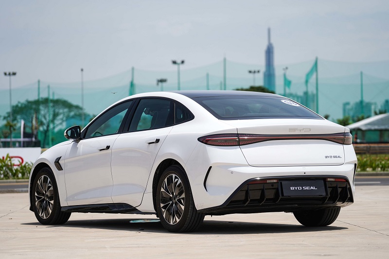 Xe BYD đi được bao nhiêu km? Khám phá chi tiết tại Showroom BYD chính hãng! 4 BYD SEAL BYDmiennam 22 JPG