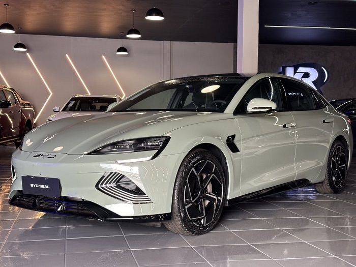 Giá xe BYD cạnh tranh lý do khiến người dùng chọn BYD ngày càng nhiều 1 vehicle image 1733835815 2a52cb6d06c95adb65bdb6cba19ed63c 1